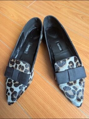 Kensie Leopard-Print Pointed Flats with Black Bow